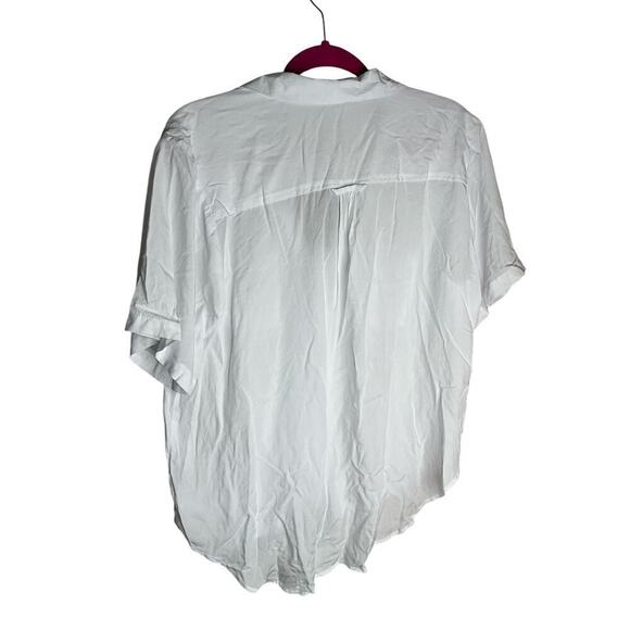 Red Velvet Shirt Button Up Short Sleeves Tie Front Casual White Womens Large NWT - Picture 2 of 6